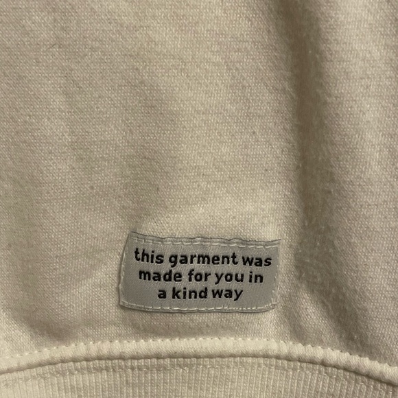 Cropped Quarter zip  with silver hardware - Picture 4 of 4